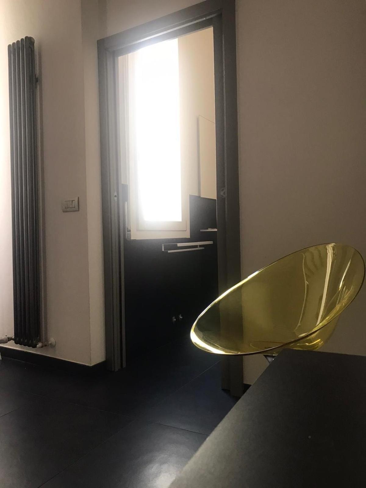 Domus Apartment Modena Bagian luar foto