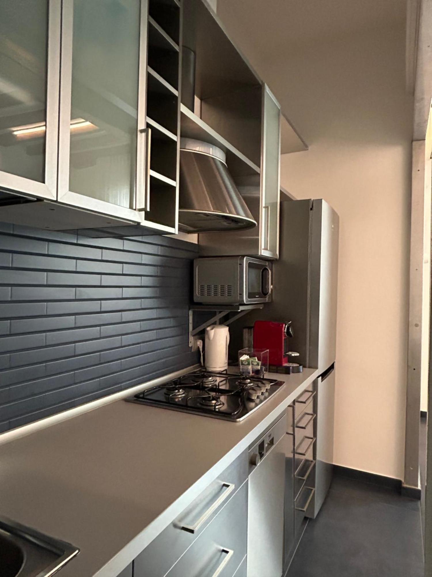 Domus Apartment Modena Bagian luar foto